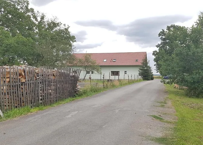 Na Samote U Lesa -Rasovna